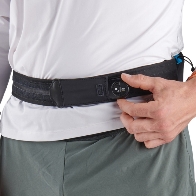 Ultimate Direction - Ultra Belt 6.0 - Onyx - Lifestyle2