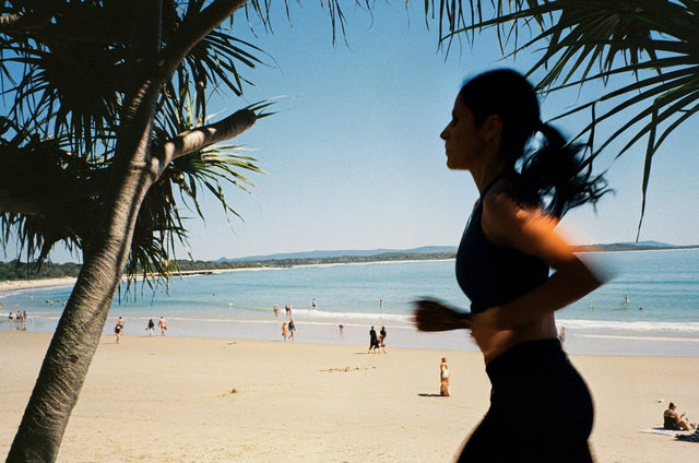 Noosa Marathon: Your Complete Race Day Fuel Plan - Aid Station