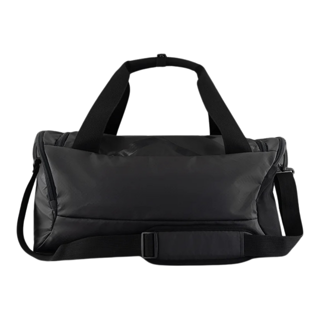 2XU-Gym-Bag-Black-back