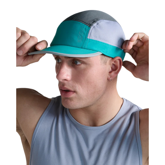 2XU-Light-Speed-Cap-Aurora-Weathervane-front-side_395a572c-3184-4ded-9821-e28d4d1844f1