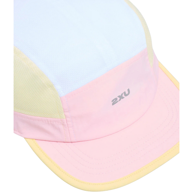 2XU-Light-Speed-Cap-Midnight-Blue-close