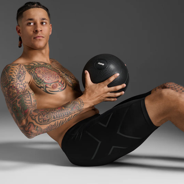 2XU-Men_s-Core-Compression-Shorts-Black-Black-lide