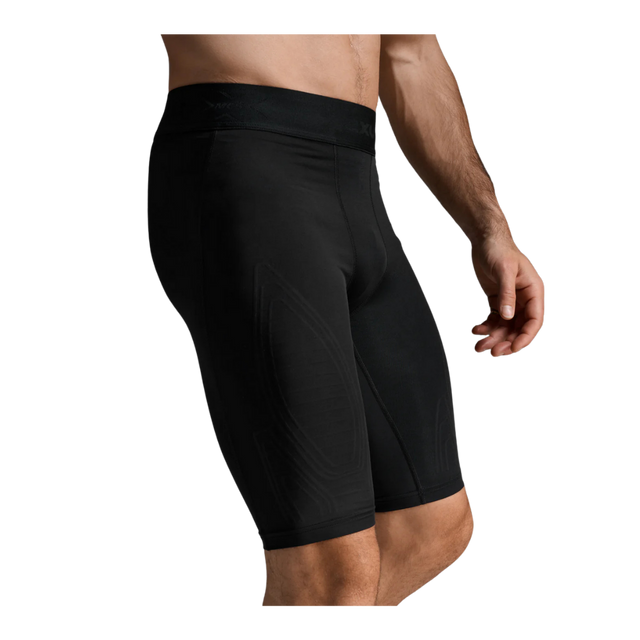 2XU-Men_s-Force-Compression-Shorts-Black-Nero-close