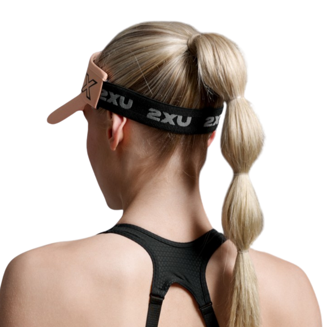 2XU-Performance-Visor-Fuzzy-Peach-Black-back