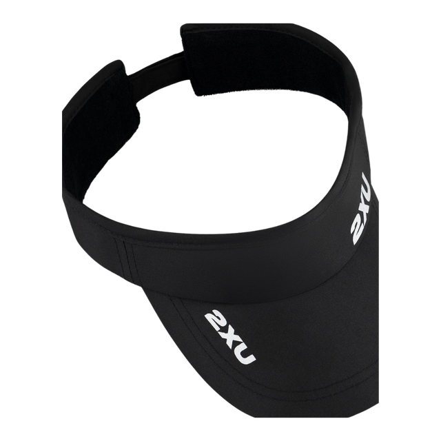 2XU-run-Visor-Black-Black-close