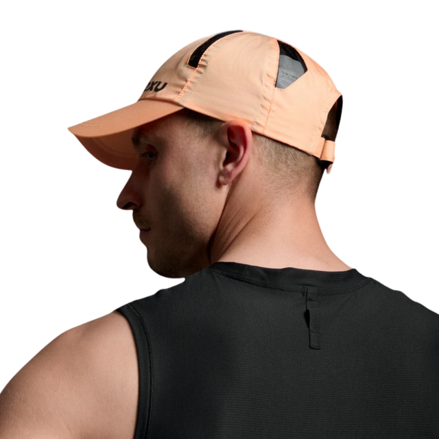2XU-run-cap-peach-black-back-side