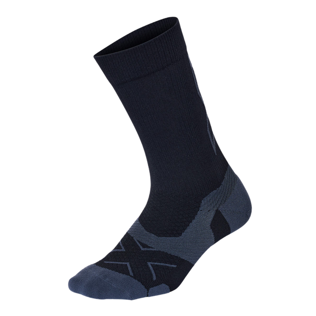 2xu-vectr-light-cushion-crew-black-titanium