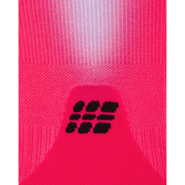 CEP-Wom-Gradient-Run-Edt-Mid-Pink-Lilac-logo