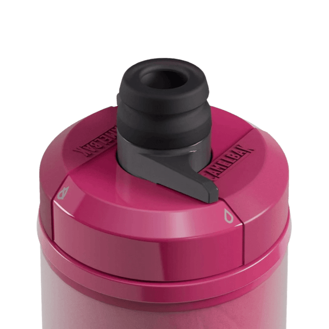 CamelBak-Podium-chill-Bike-700ml-mercury-berry-close-turn