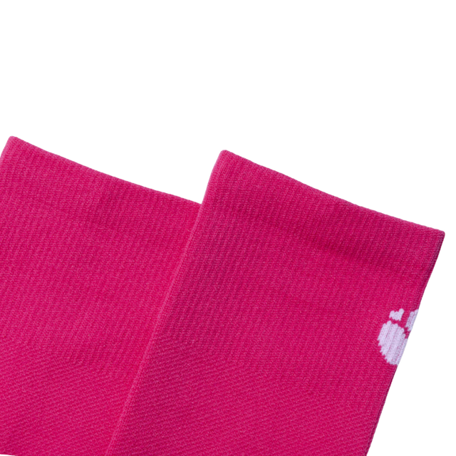 Fractel-Performance-Socks-fuchsia-close