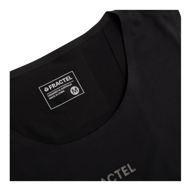 Fractel-Velocity-Men_s-Singlet-Black-close-logo