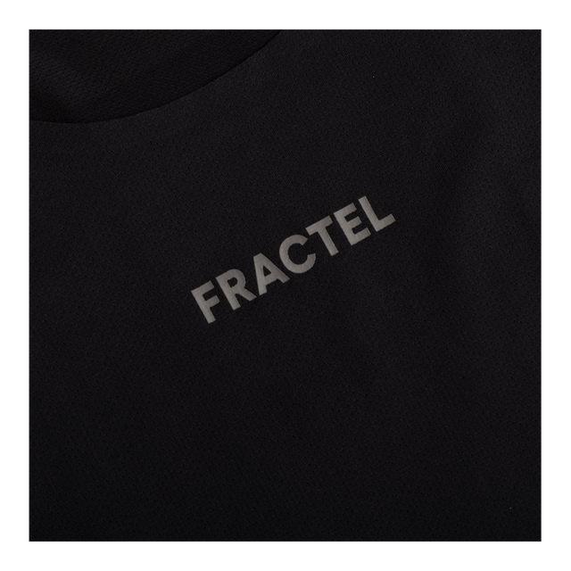 Fractel-Velocity-Men_s-Singlet-Black-close