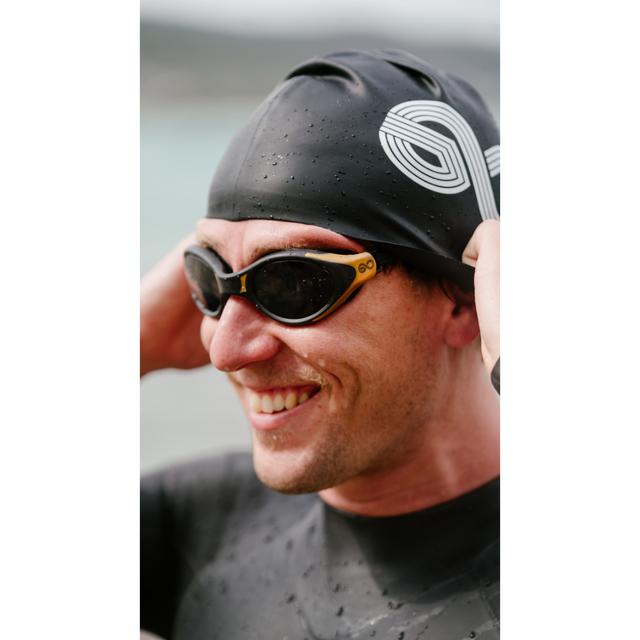 Great-Ocean-skenes-Goggles-smoke-lifestyle