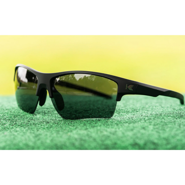 Knockaround-Flight-Path-black-black-lifestyle
