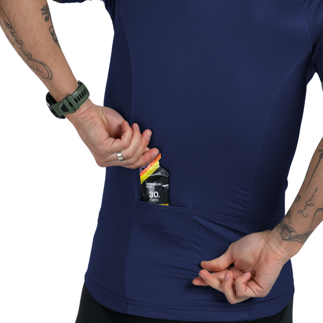 Zoot Men's Core Tri Aero Jersey in Navy colourway - close-up of rear pocket