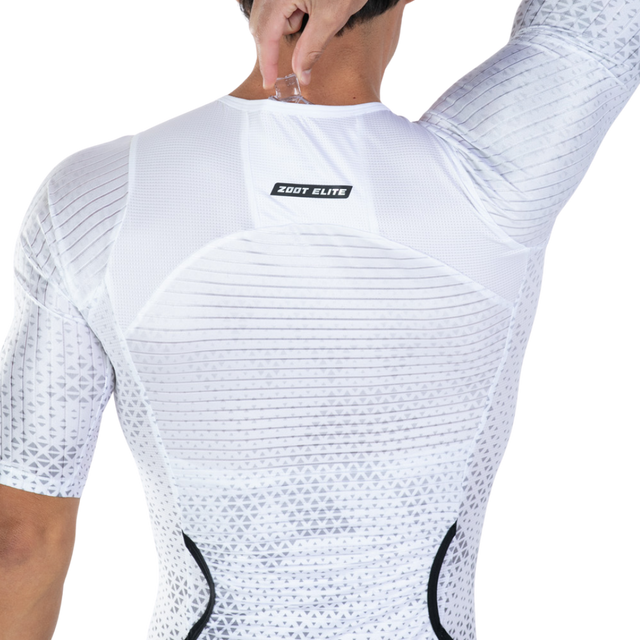 Zoot Men's Elite P1 Tri Aero FZ Racesuit in Sonic White colourway - close-up of back ice pocket