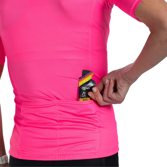 Zoot Women's Core Tri Jersey in Bright Pink colourway - close-up of rear pocket