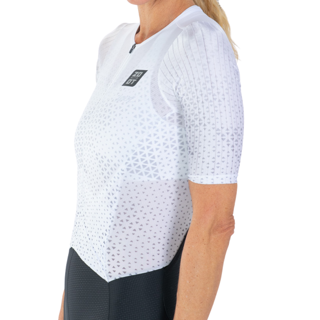 Zoot Women's Elite P1 Tri Aero FZ Racesuit in Sonic White colourway - front fabric detail